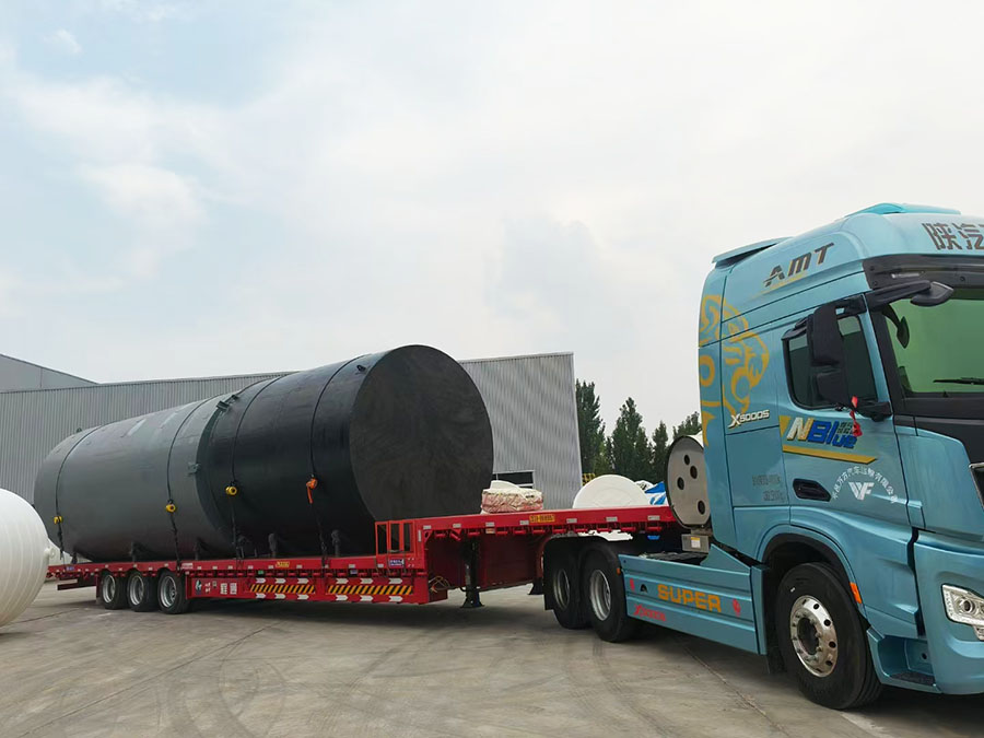 鋼襯（chèn）塑（sù）儲（chǔ）罐（guàn）